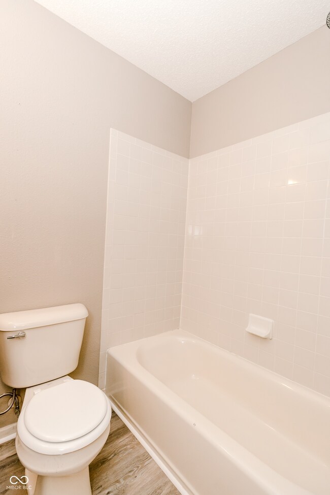 13240 All American Rd, Fishers, IN 46037 - photo 6