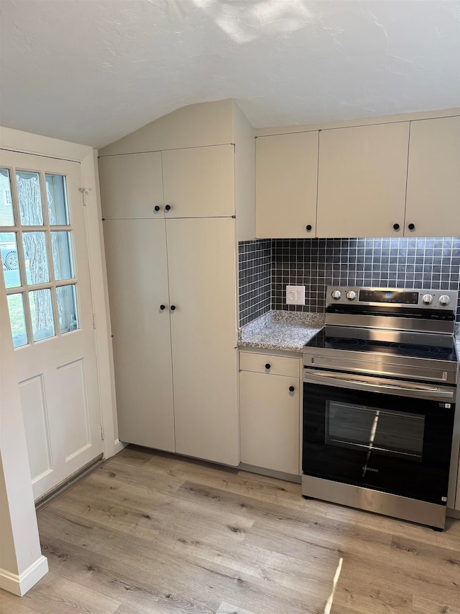 7 Porter Ave, Hudson, NH 03051 - photo 4