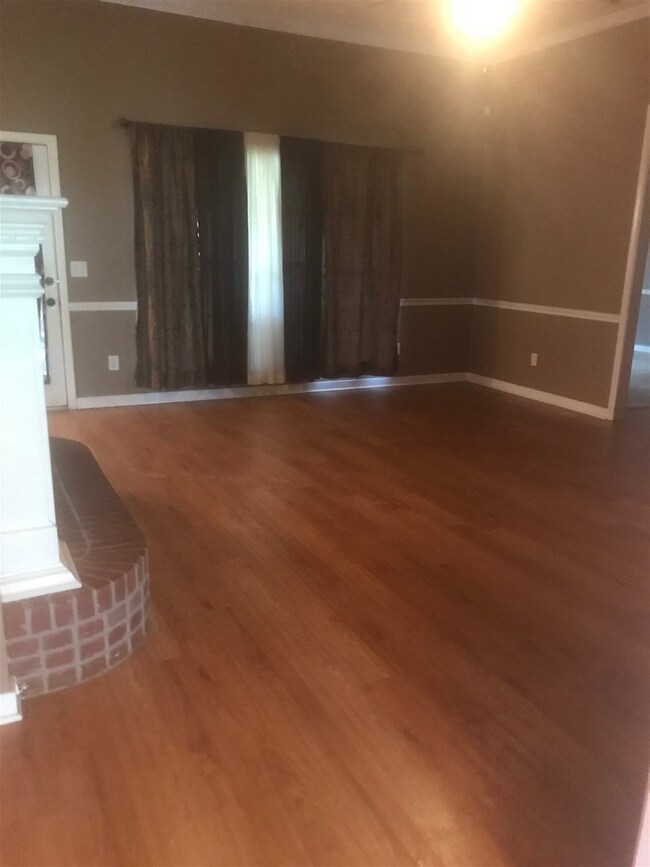 903 Eagles Nest Dr, Byram, MS 39272 - photo 3