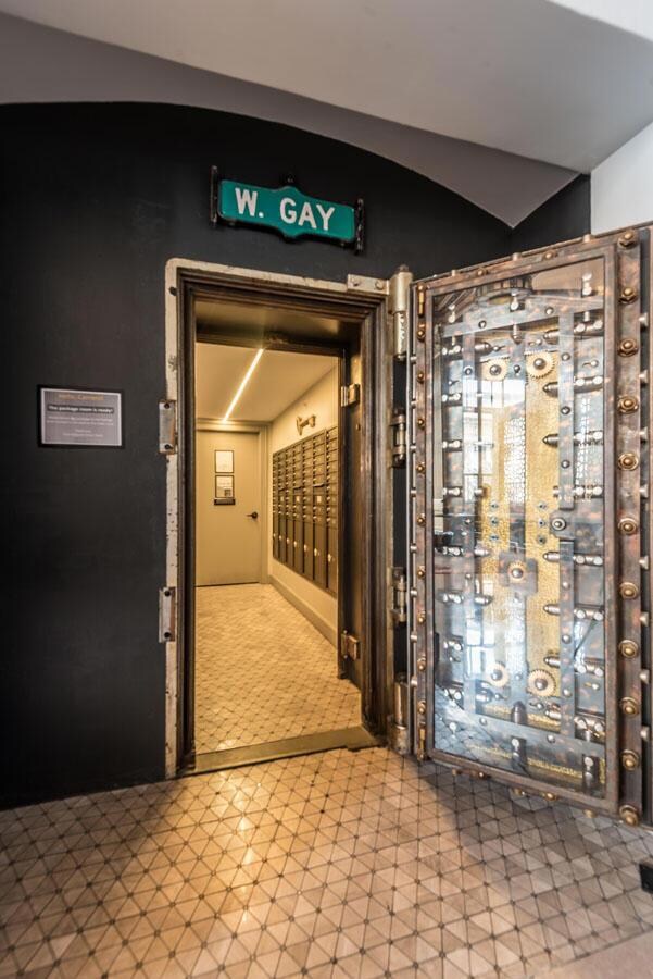 Vault Mail Room