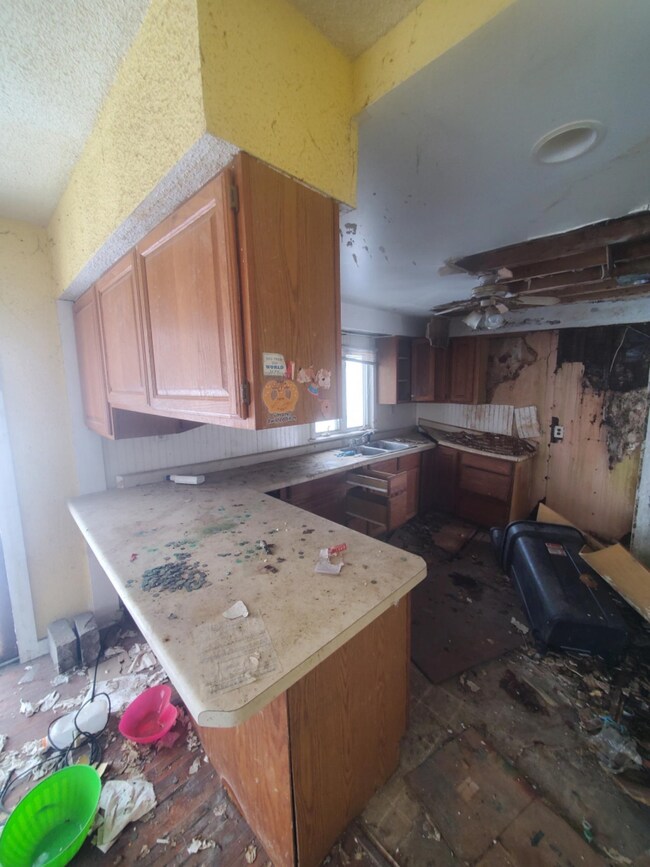 114 N Cheers St, Mc Connell, IL 61050 - photo 7