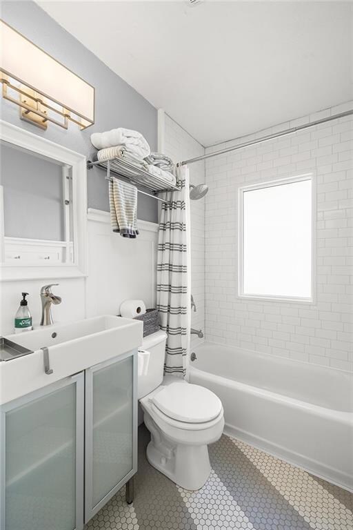 1339 56th St, Des Moines, IA 50311 - photo 5