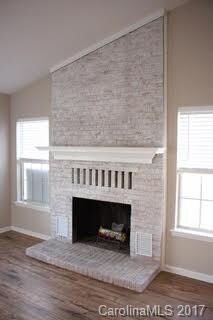 Wood Burning Brick Fireplace.  Brick Professionall