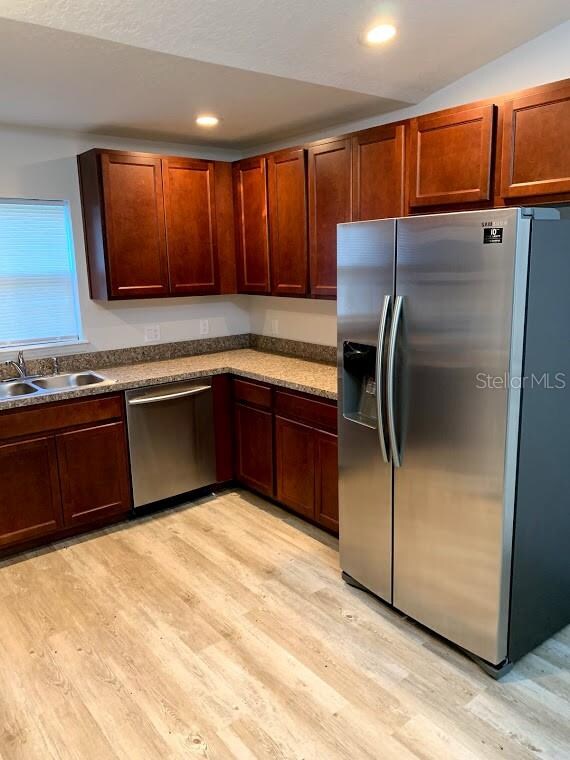 Your Beautiful Kitchen with Stainless Steel Appliances!!!