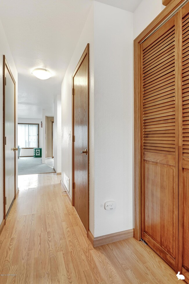 6_Hallway