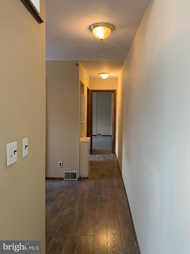 1227 N Tatnall St unit B, Wilmington, DE 19801 - photo 6