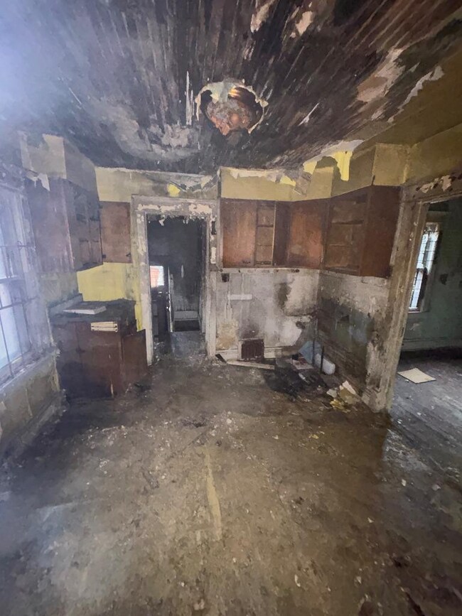 1532 Jackson St, Gary, IN 46407 - photo 6