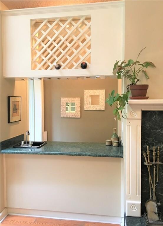 Custom built Wetbar