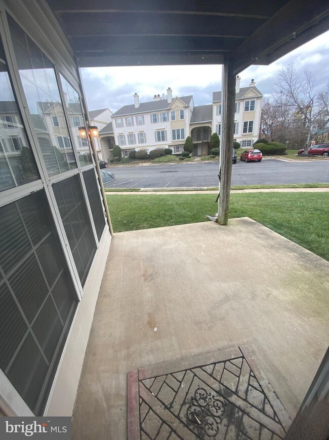 8141 Bayonet Way unit 101, Manassas, VA 20109 - photo 2