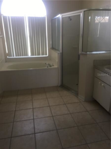 1332 Hatcher Loop Dr, Brandon, FL 33511 - photo 4