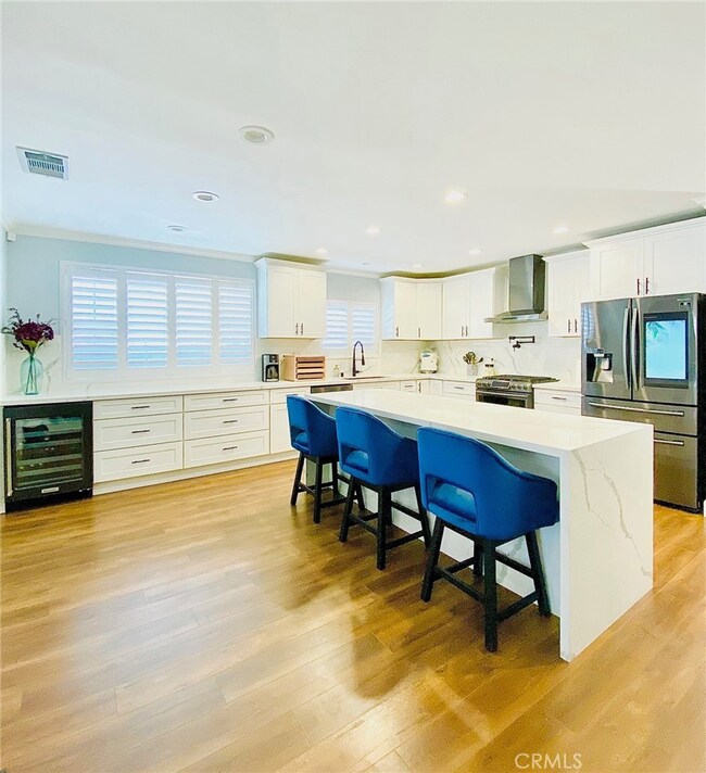 1712 W Poplar St, Compton, CA 90220 - photo 5