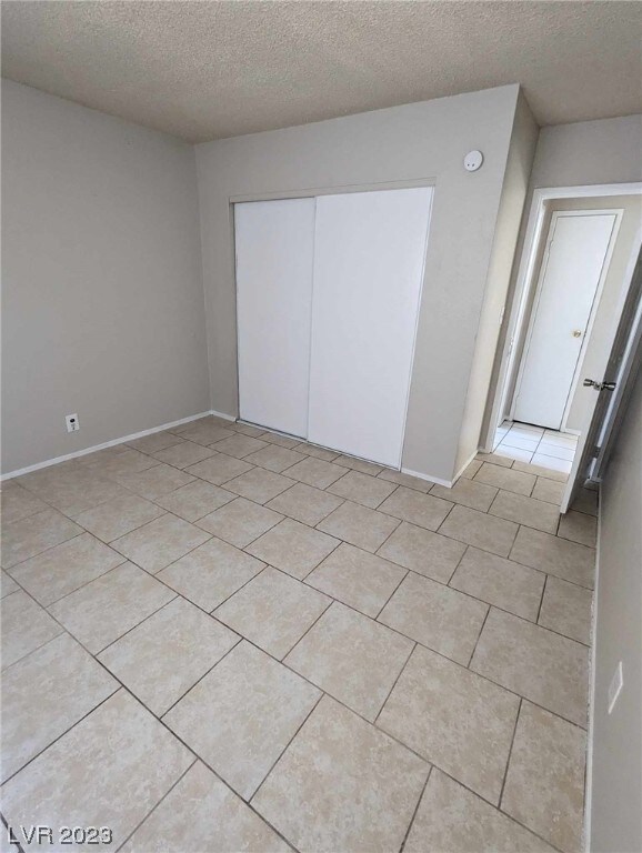 4384 Cy Cliffview Cir unit 3A, Las Vegas, NV 89121 - photo 7
