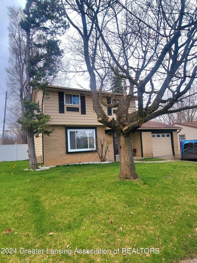 4006 Stillwell Ave, Lansing, MI 48911 - photo 2