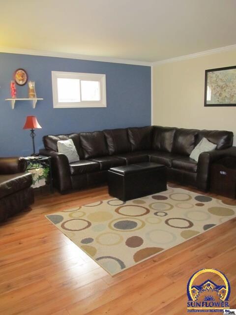 1557 SW 24th St, Topeka, KS 66611 - photo 2