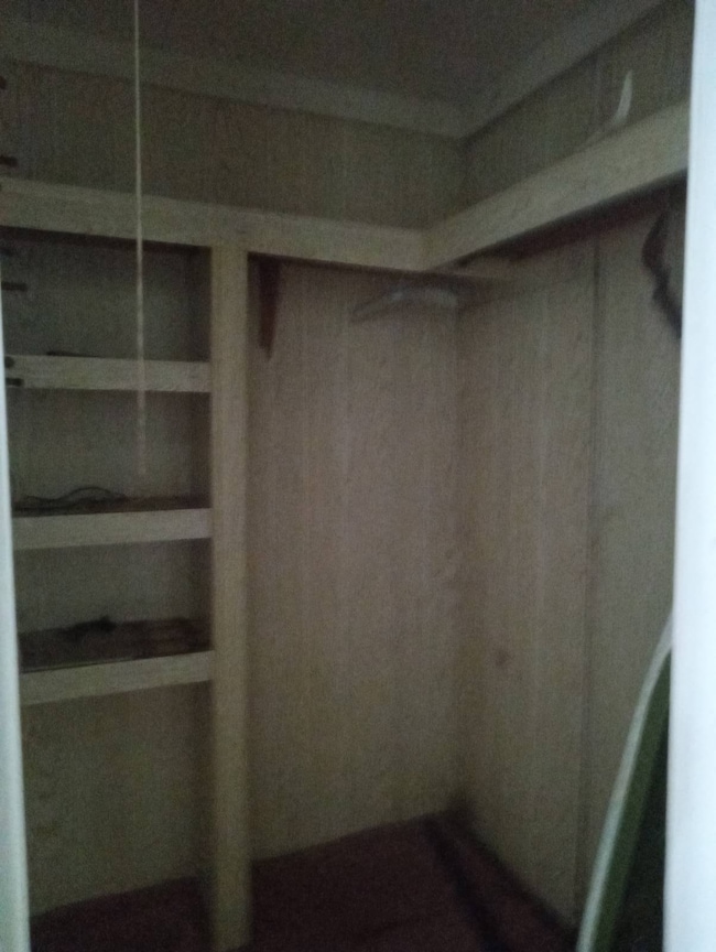 walk in closet