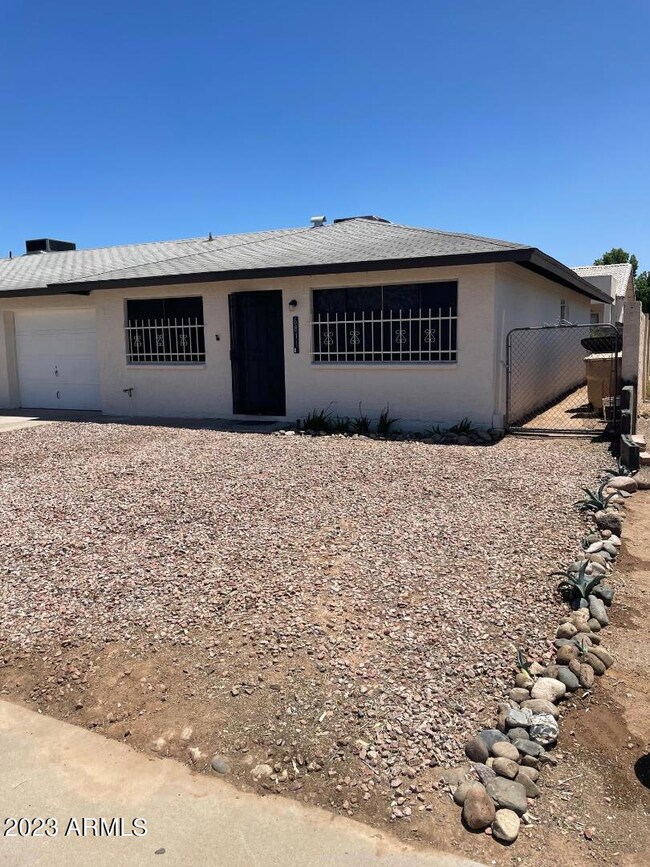 6811 N 81st Ln, Glendale, AZ 85303 - photo 2