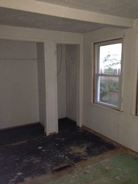 2027 Stevens Ave, Elkhart, IN 46516 - photo 5