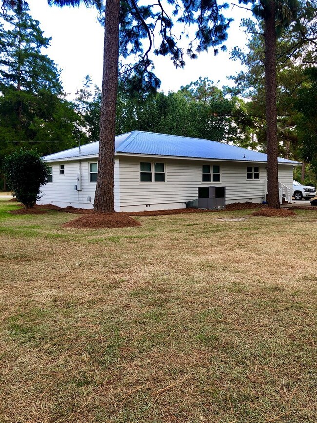 73 Duren Dr, Thomasville, GA 31757 - photo 6