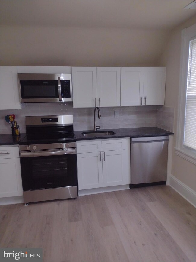 110 Grandview Rd, Ardmore, PA 19003 - photo 4