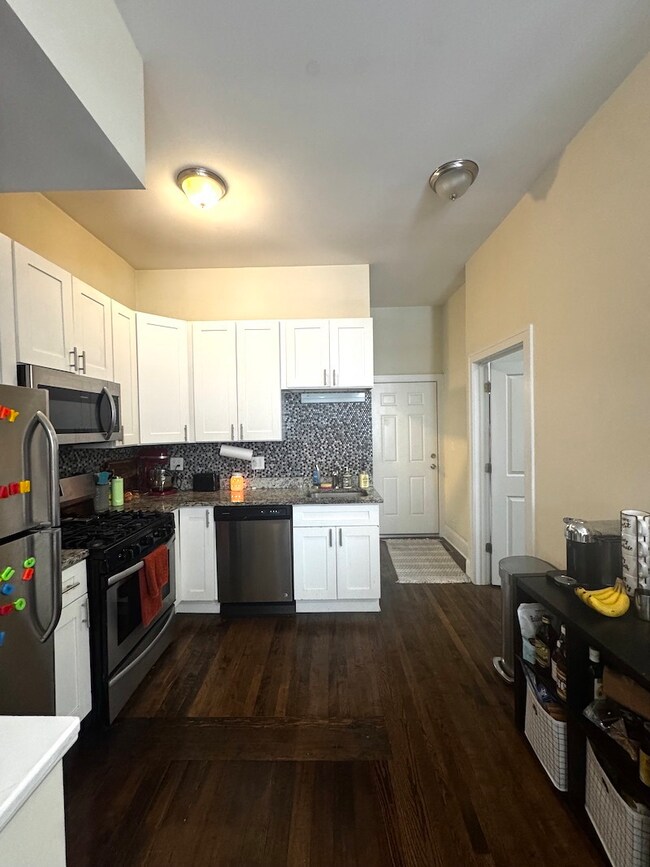 2619 N Southport Ave unit 1F, Chicago, IL 60614 - photo 6