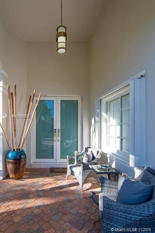 11285 NW 66th St, Doral, FL 33178 - photo 3