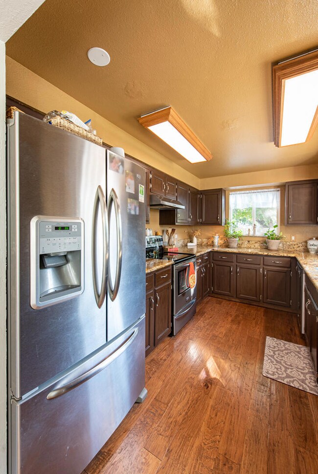 375 Connie Ln, Merlin, OR 97532 - photo 6