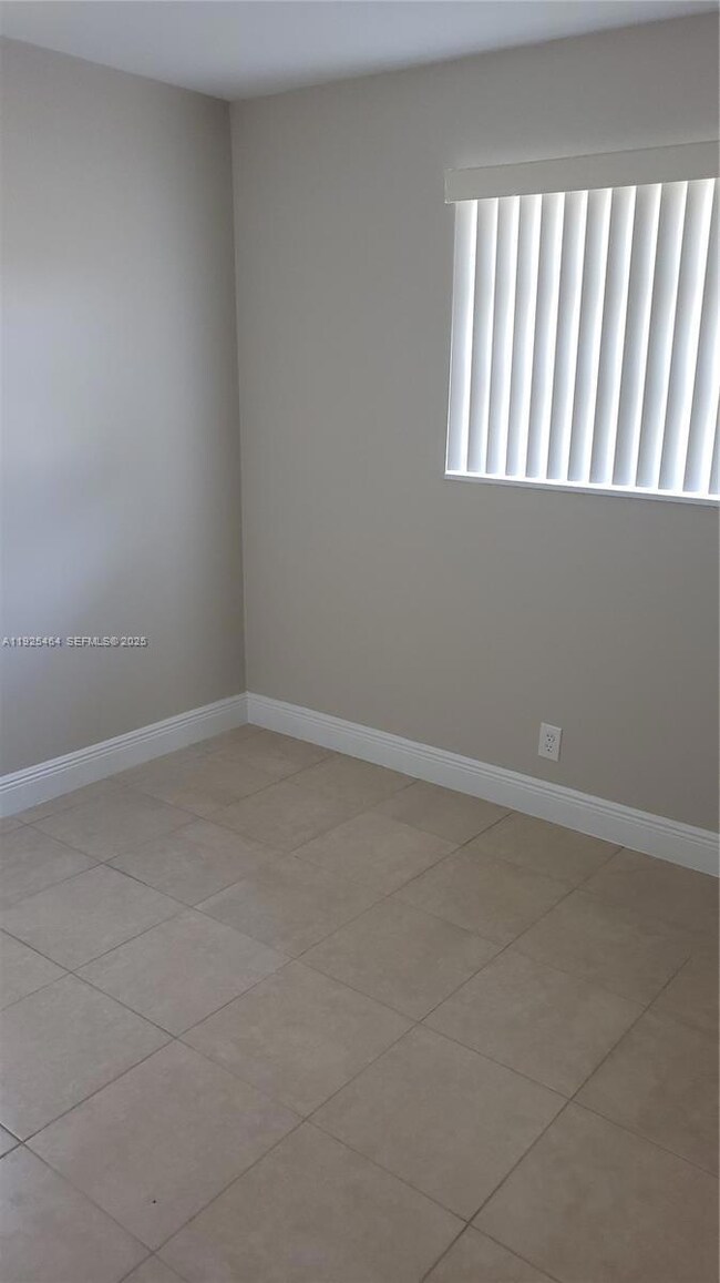 18815 sw 113 ct SW 113th Ct unit 18815, Miami, FL 33157 - photo 4