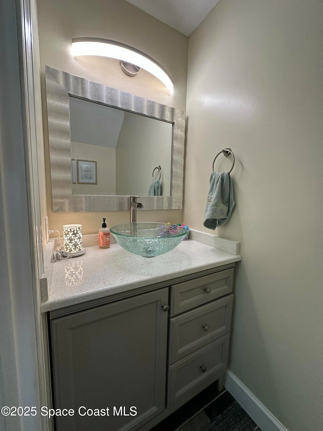 1/2 bath