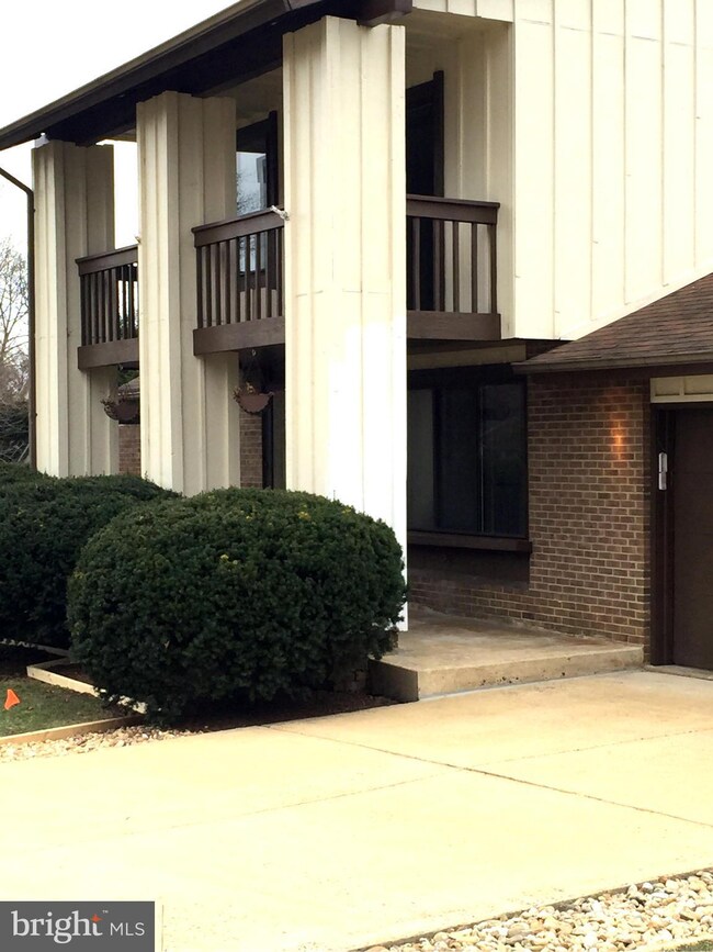 10509 Acacia Ln, Fairfax, VA 22032 - photo 4