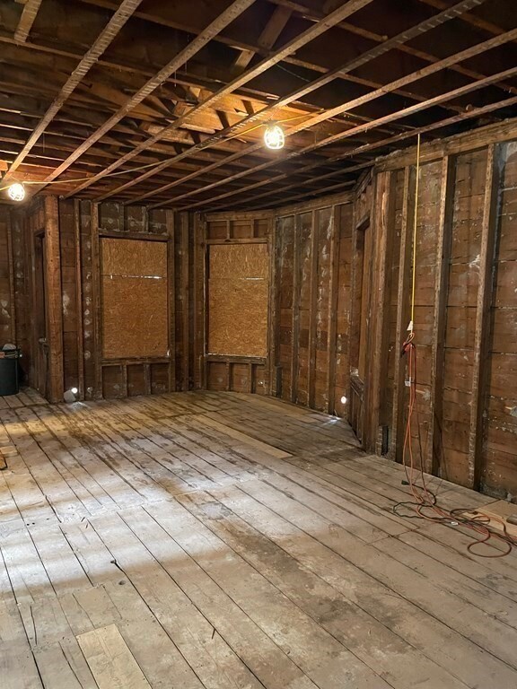 29 Hunter St, West Newton, MA 02465 - photo 5