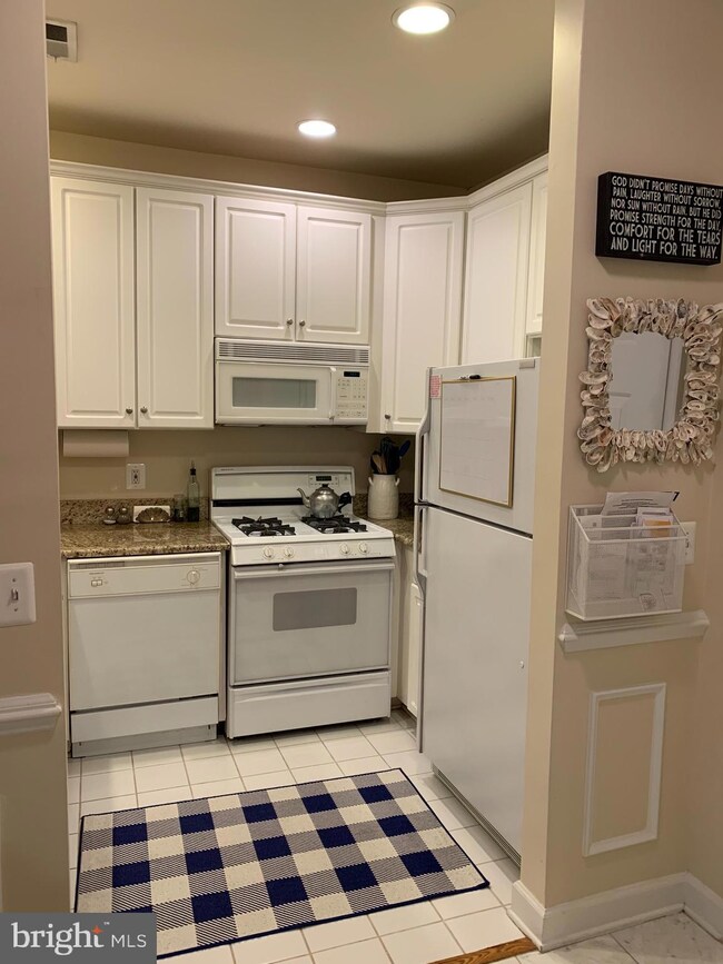 2310 14th St N unit 105, Arlington, VA 22201 - photo 6
