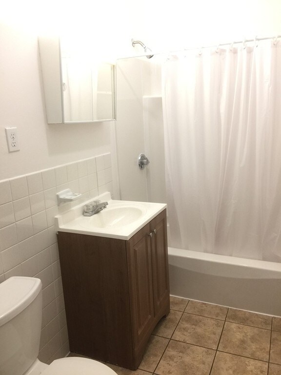 784 Main St unit 4, Cambridge, MA 02139 - photo 4