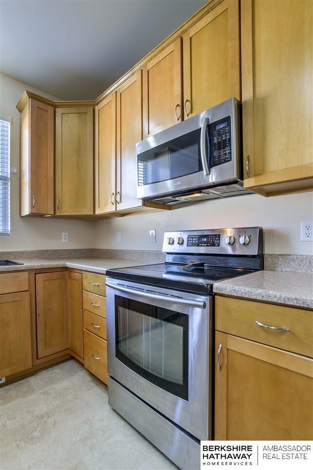 2112 Lakewood Dr, Papillion, NE 68046 - photo 7