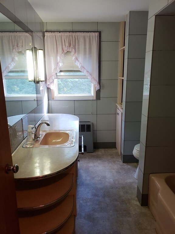 82 Concord Rd, Billerica, MA 01821 - photo 5