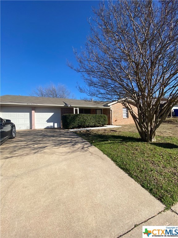 705 Karen St, Copperas Cove, TX 76522 - photo 2