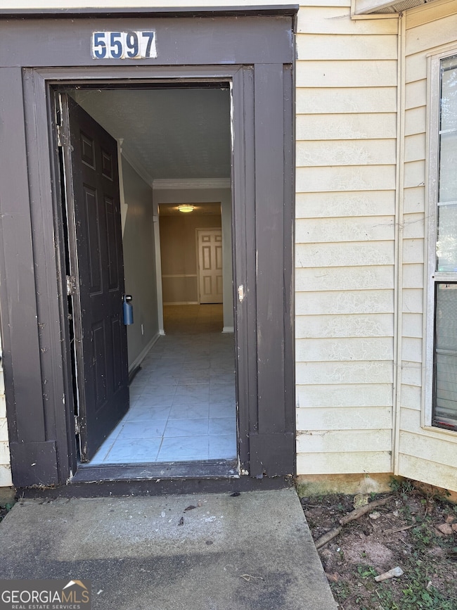 5597 Stonington Trace Pkwy, Stone Mountain, GA 30087 - photo 2