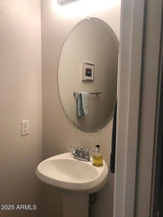 2725 E Mine Creek Rd unit 1252, Phoenix, AZ 85024 - photo 6