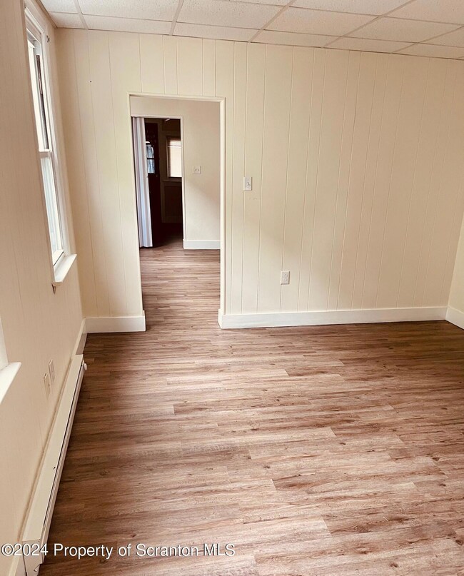1601 Electric St unit 1, Scranton, PA 18509 - photo 5