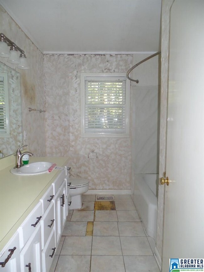 517 22nd Ln NE, Center Point, AL 35215 - photo 6