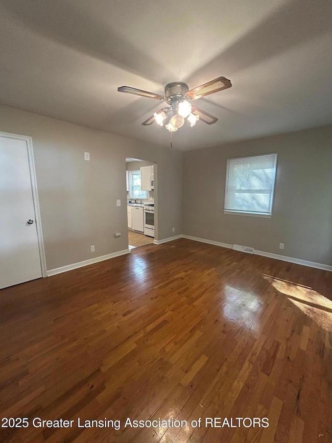 1523 Biltmore Blvd, Lansing, MI 48906 - photo 4