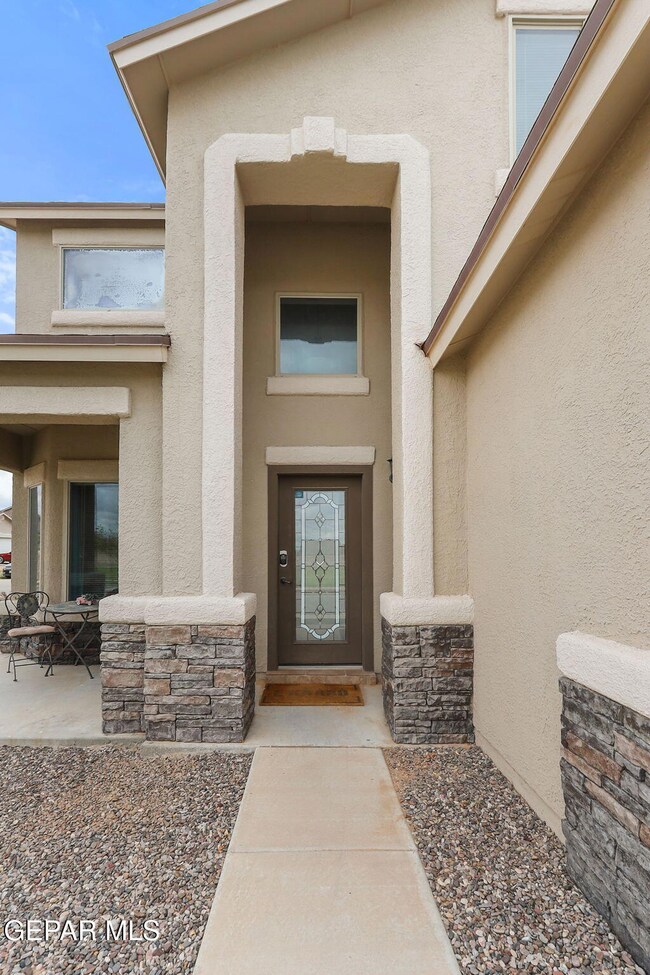 3052 Don Maynard St, El Paso, TX 79938 - photo 4