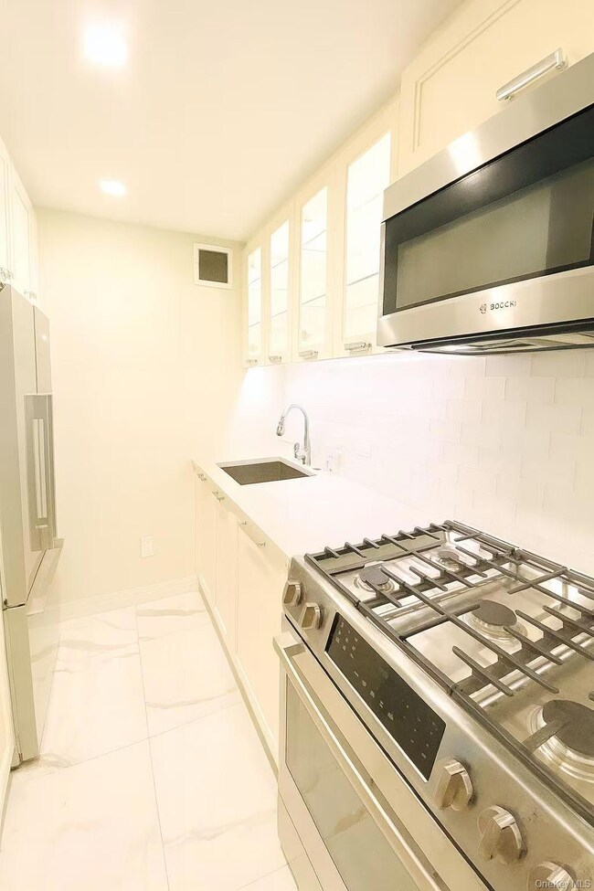 The Corinthian unit 53K, New York, NY 10016 - photo 4