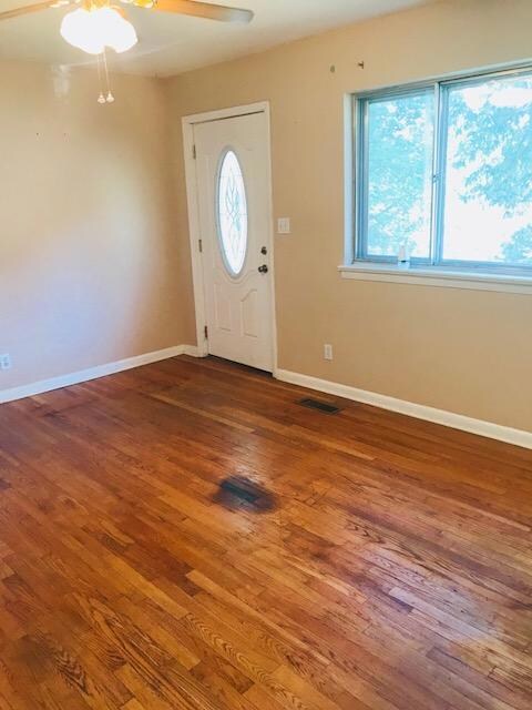 1405 Cloverdale Cir, Hixson, TN 37343 - photo 2