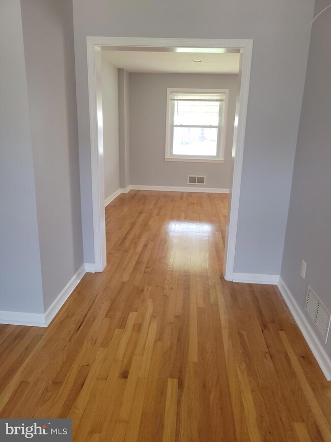 2212 Vailthorn Rd, Middle River, MD 21220 - photo 6