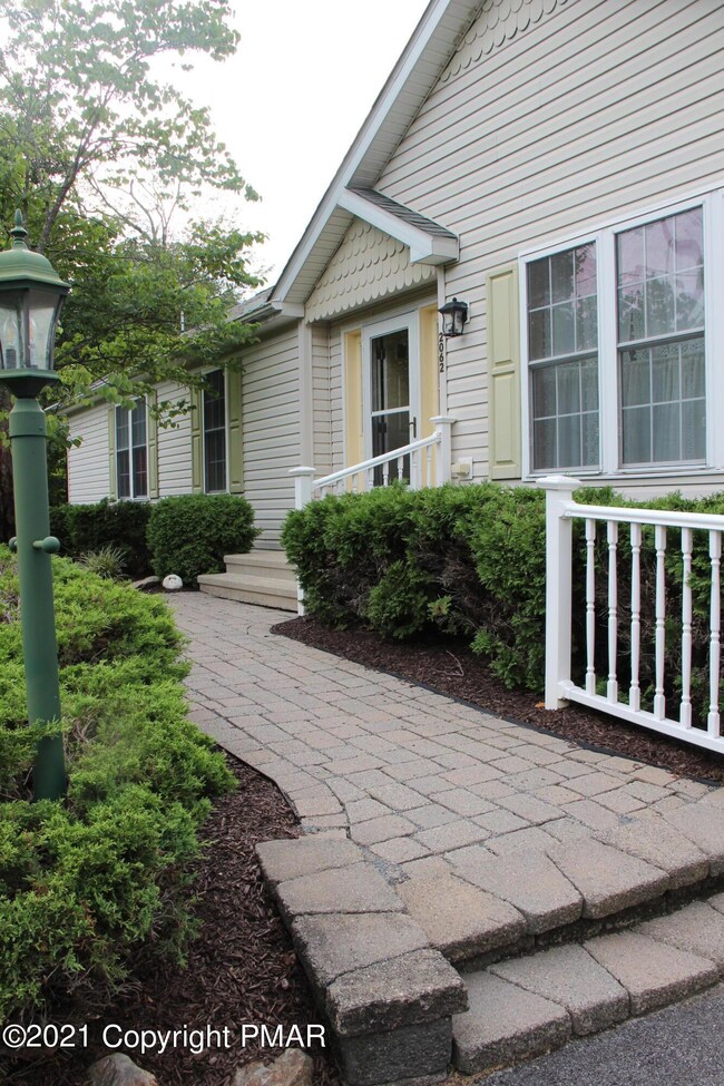 2062 W Bangor Rd, Bangor, PA 18013 - photo 2