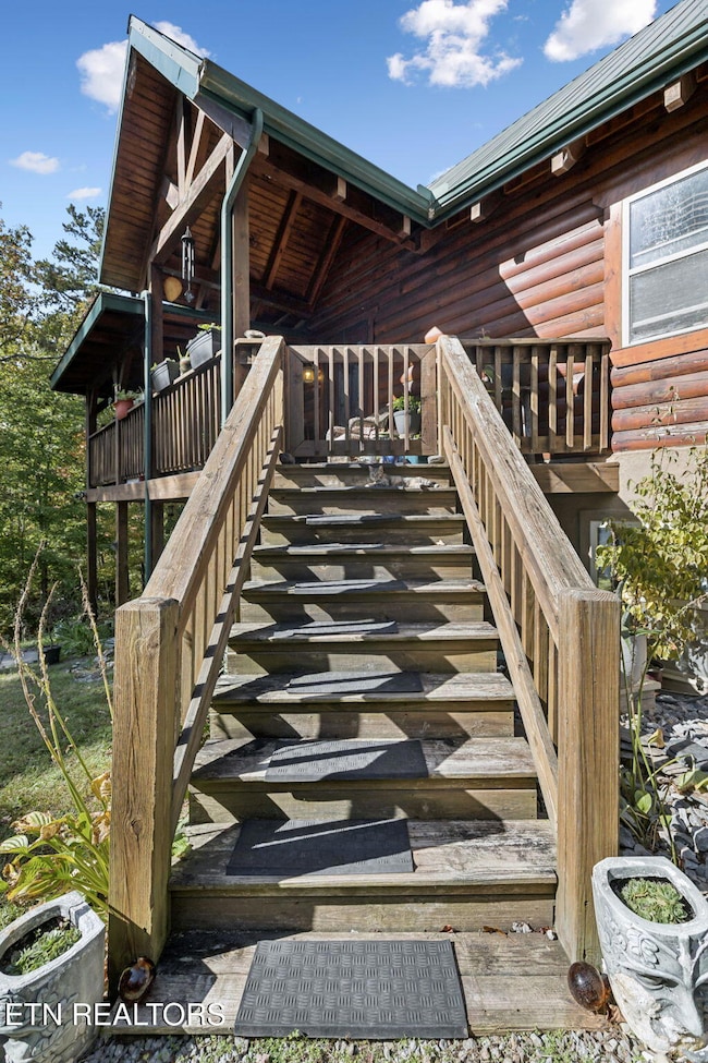 1029 Smithfield Rd, Tellico Plains, TN 37385 - photo 6