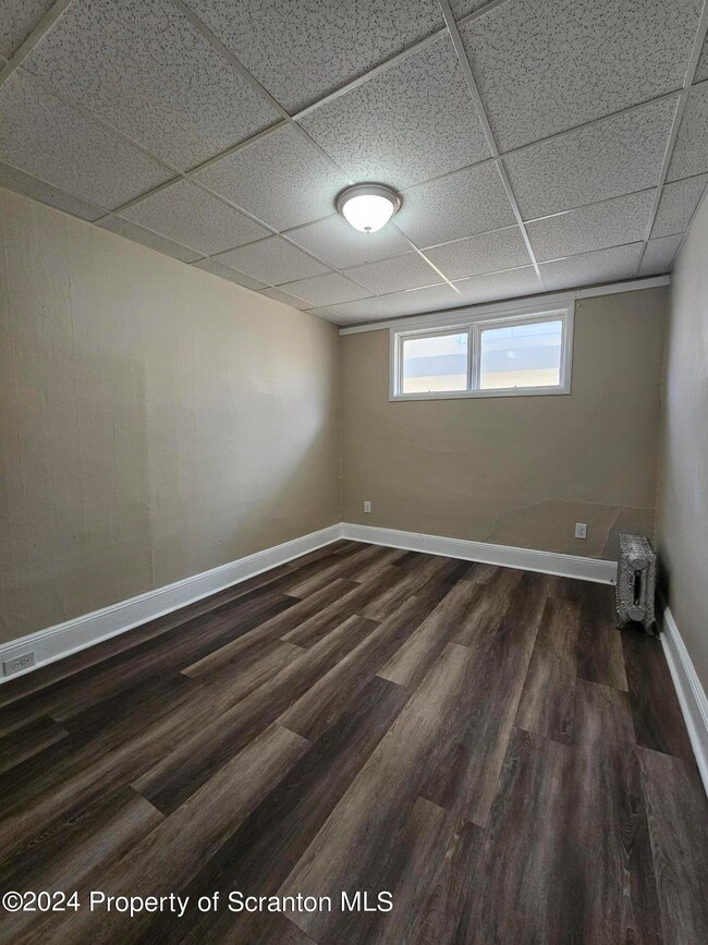 1218 S Main Ave unit 3, Scranton, PA 18504 - photo 4