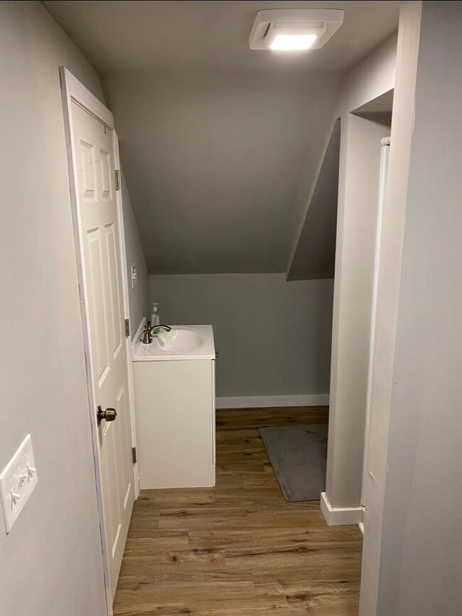 43 Broadway unit C, Pembroke, NH 03275 - photo 5