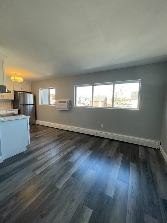 181 School St unit 7, Waltham, MA 02451 - photo 2