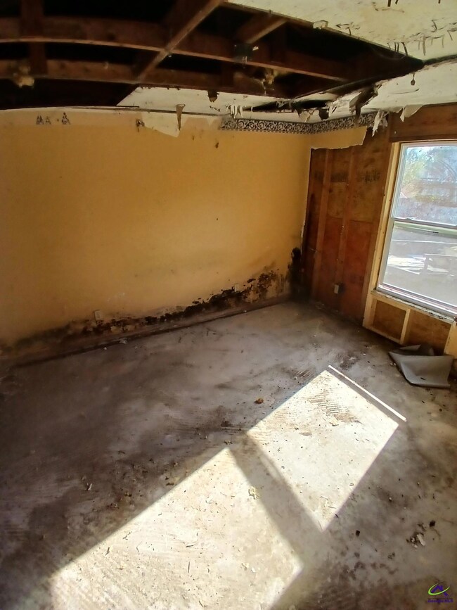 3874 Saint Charles Place, Macon, GA 31206 - photo 7